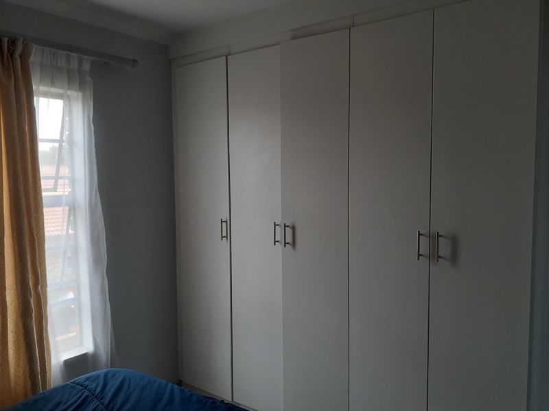 Apartment For Sale in Amberfield - Photo 8