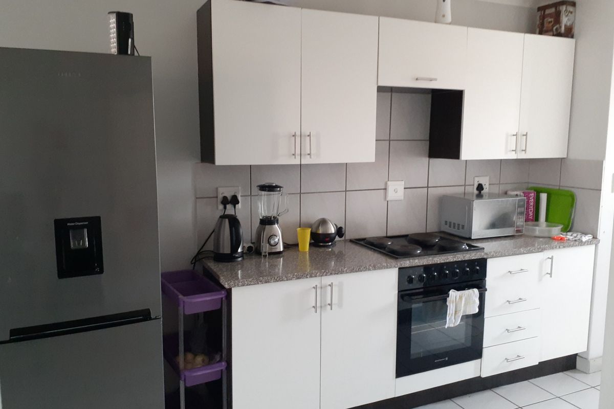 Apartment For Sale in Amberfield - Photo 3