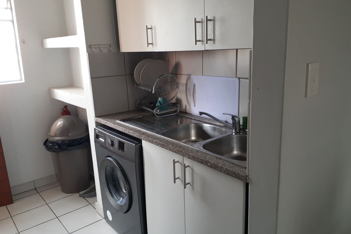 Apartment For Sale in Amberfield - Photo 4