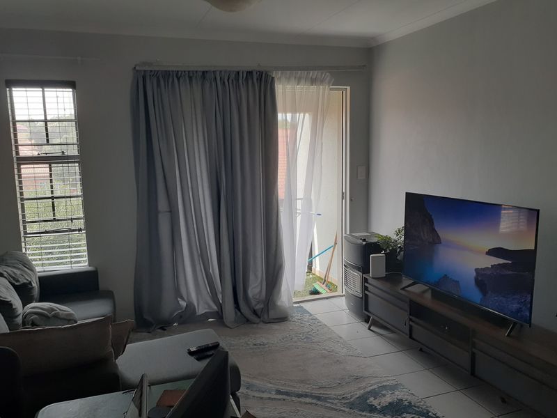 Apartment For Sale in Amberfield - Photo 7