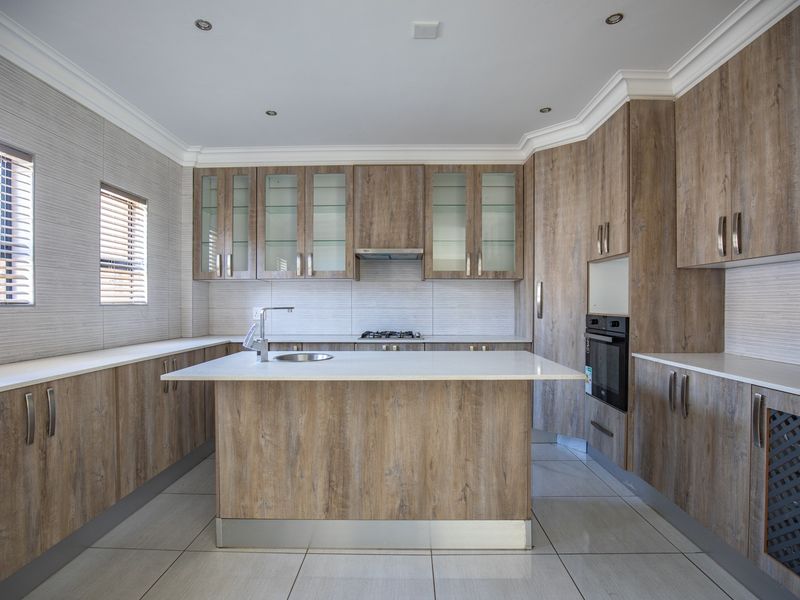 House For Sale in The Hills Game Reserve Estate - Photo 2
