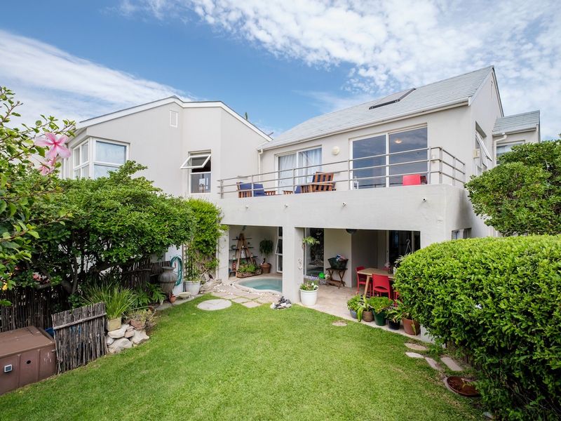 House For Sale in Woodbridge Island - Photo 3