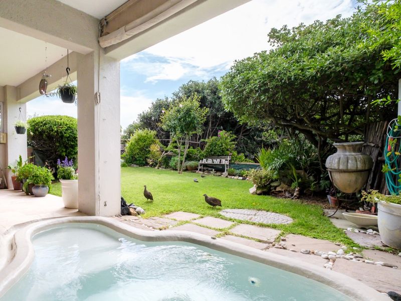 House For Sale in Woodbridge Island - Photo 4