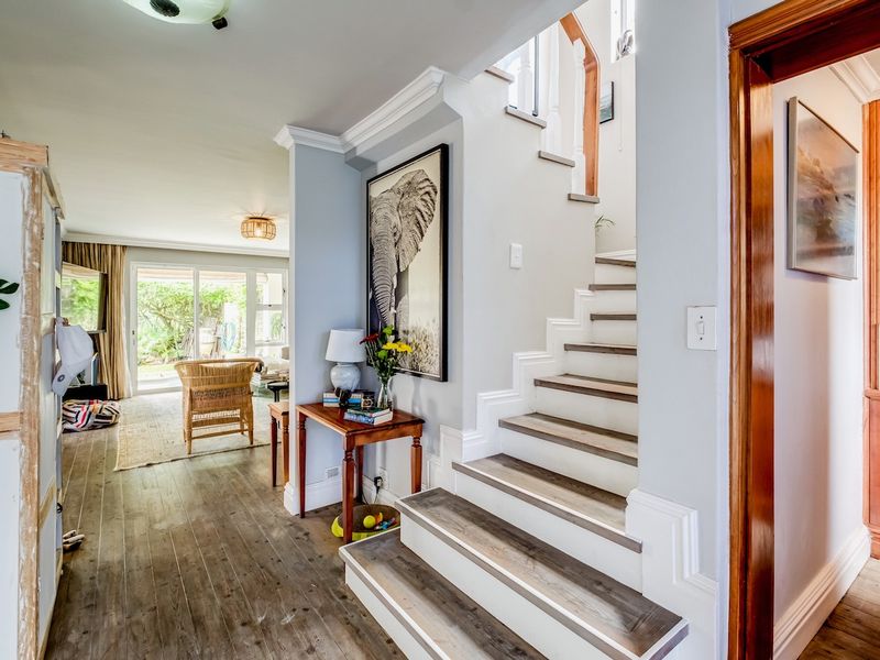 House For Sale in Woodbridge Island - Photo 9