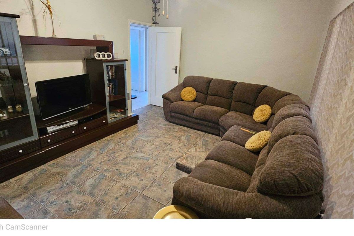 House For Sale in Greenside - Photo 4