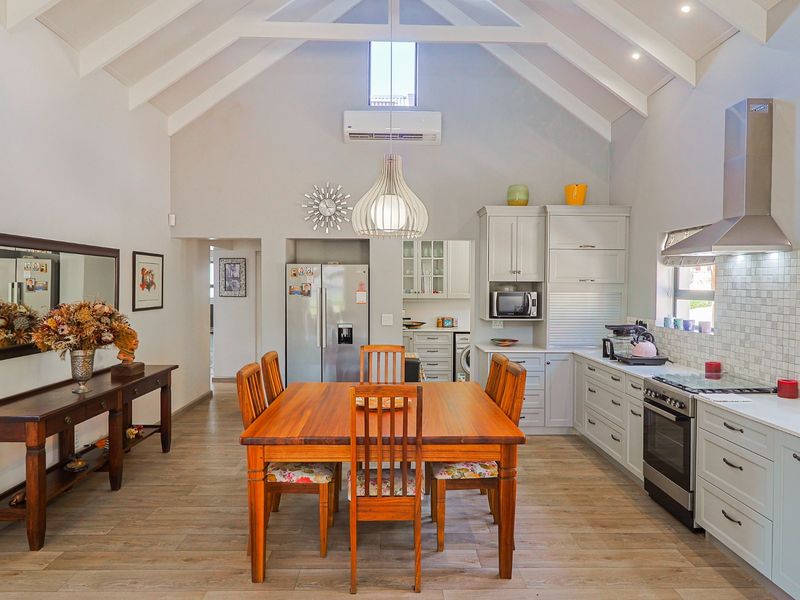 House For Sale in Montagu Central - Photo 9
