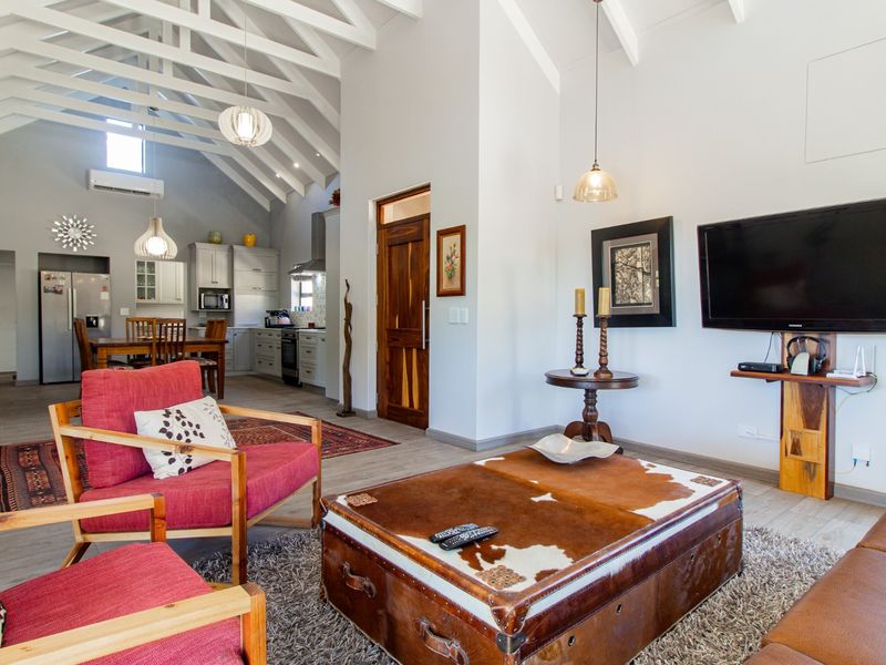 House For Sale in Montagu Central - Photo 5