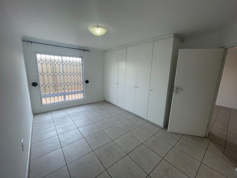 Apartment For Sale in Lagoon Beach - Photo 9