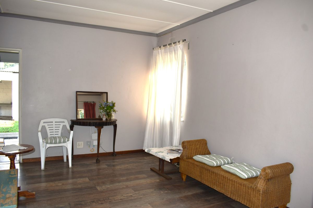 House For Sale in Villiersdorp Central - Photo 5