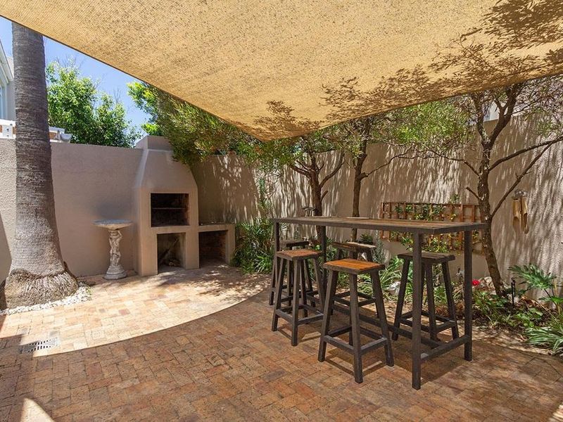 Townhouse To Rent in Table View - Photo 6