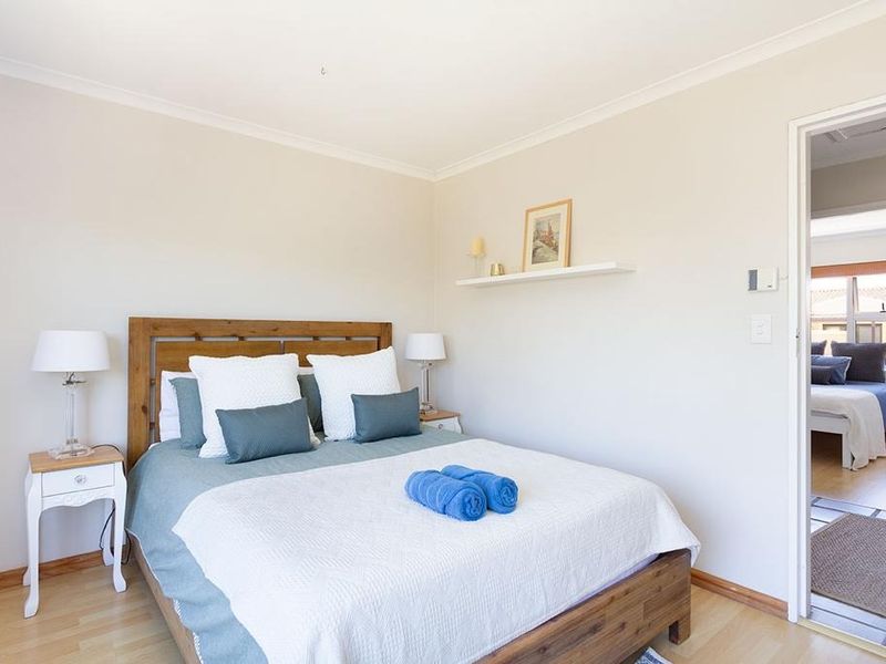 Townhouse To Rent in Table View - Photo 8