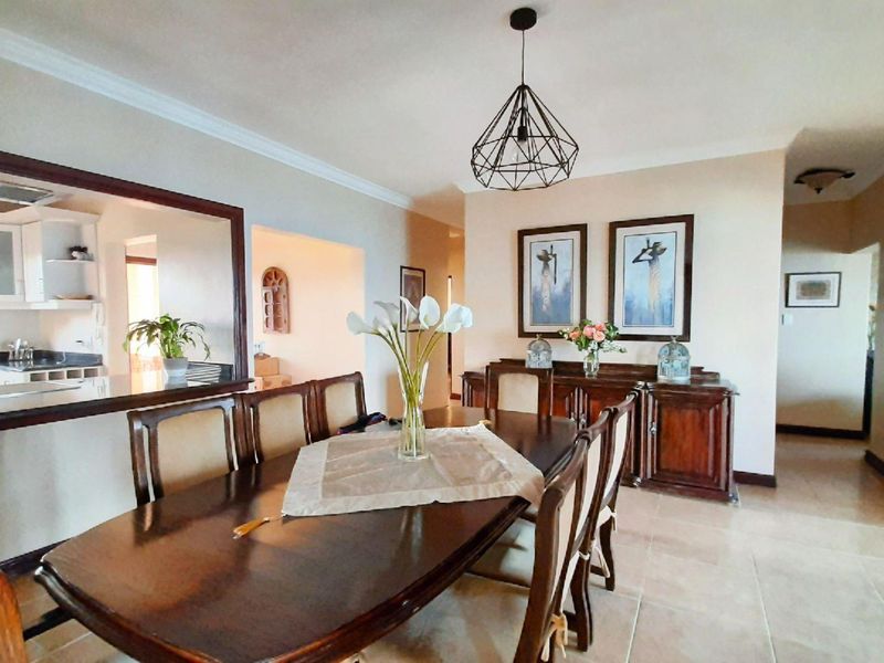 House For Sale in Sheffield Beach - Photo 3