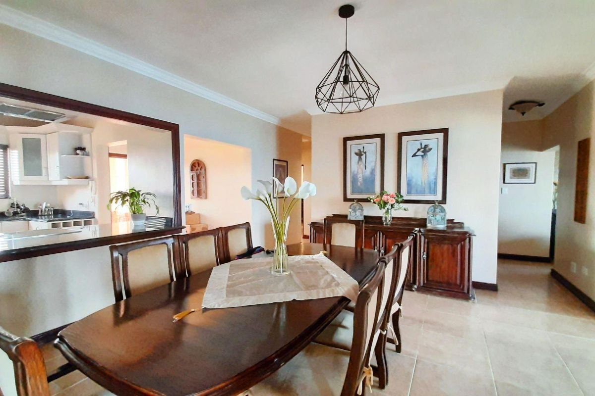 House For Sale in Sheffield Beach - Photo 3