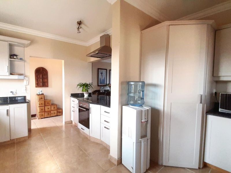 House For Sale in Sheffield Beach - Photo 9