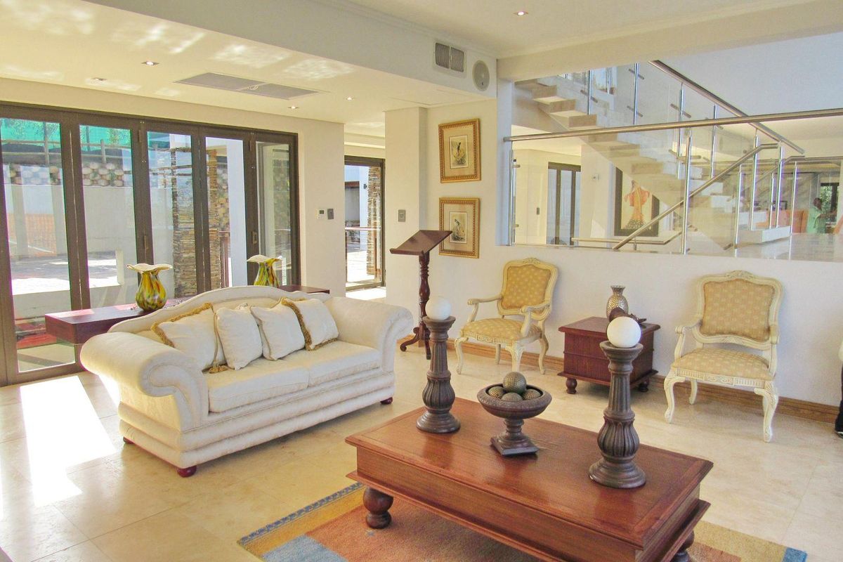 House For Sale in Hilltop Private Estate - Photo 4
