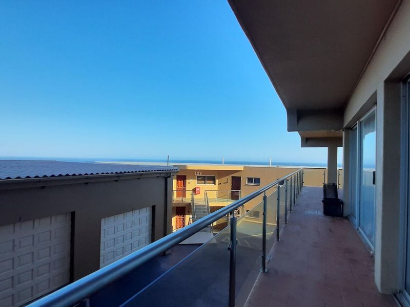 Apartment For Sale in Sheffield Beach - Photo 9