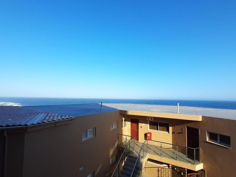 Apartment For Sale in Sheffield Beach - Photo 2