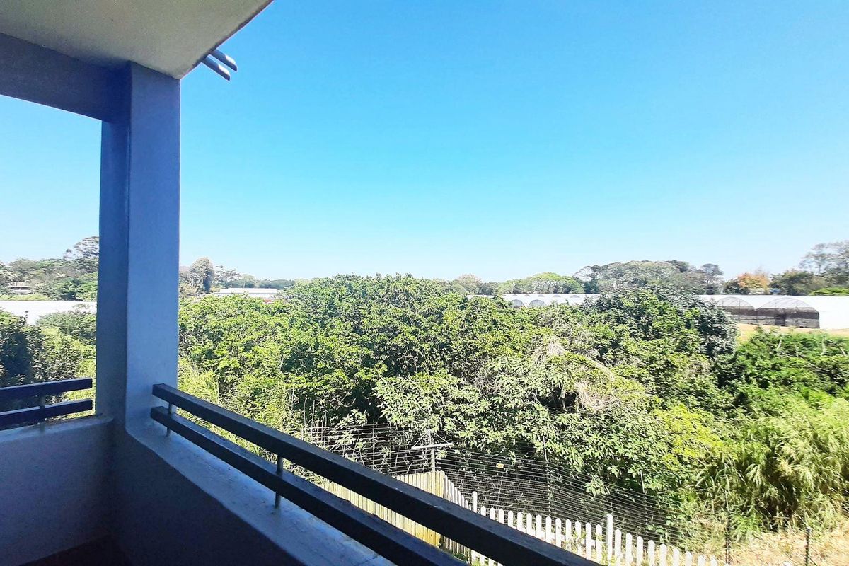 Apartment For Sale in Sheffield Manor - Photo 4