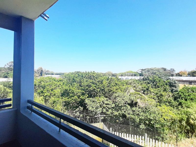 Apartment For Sale in Sheffield Manor - Photo 4