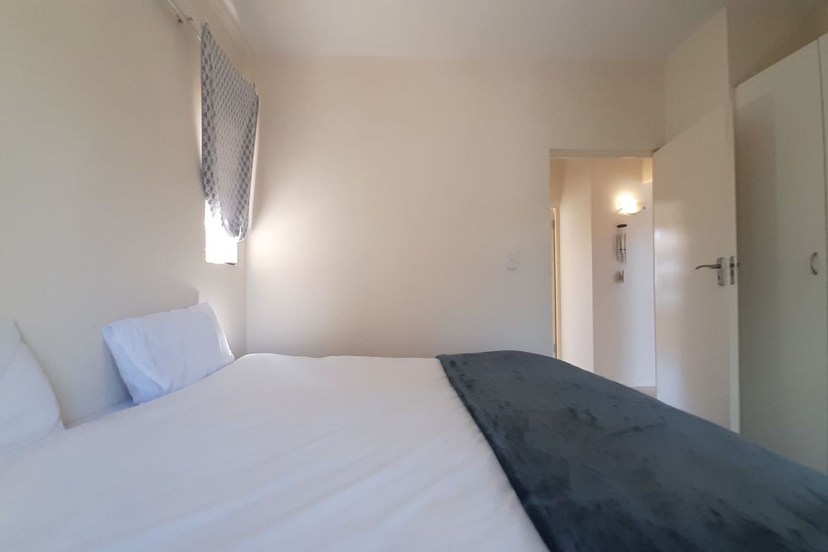 Apartment For Sale in Sheffield Manor - Photo 5