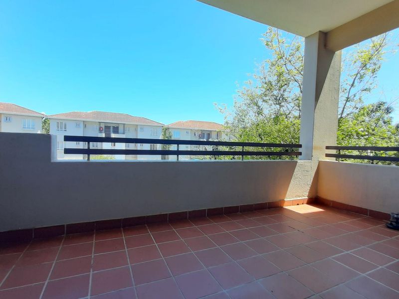 Apartment For Sale in Sheffield Manor - Photo 2