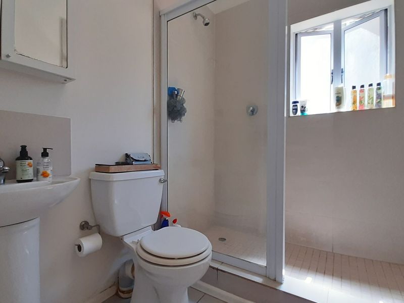 Apartment For Sale in Sheffield Manor - Photo 7