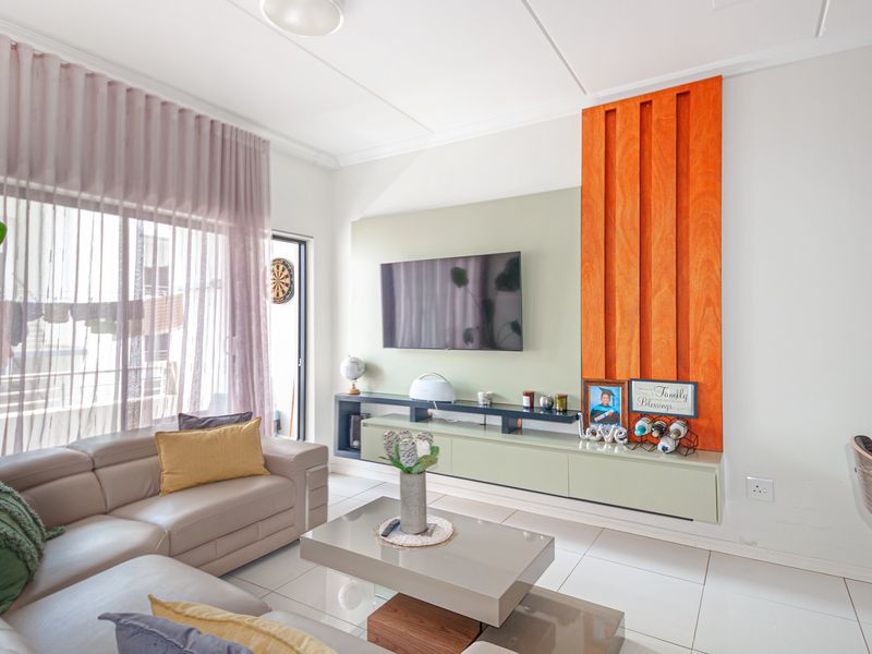 Apartment For Sale in Erand Gardens - Photo 2