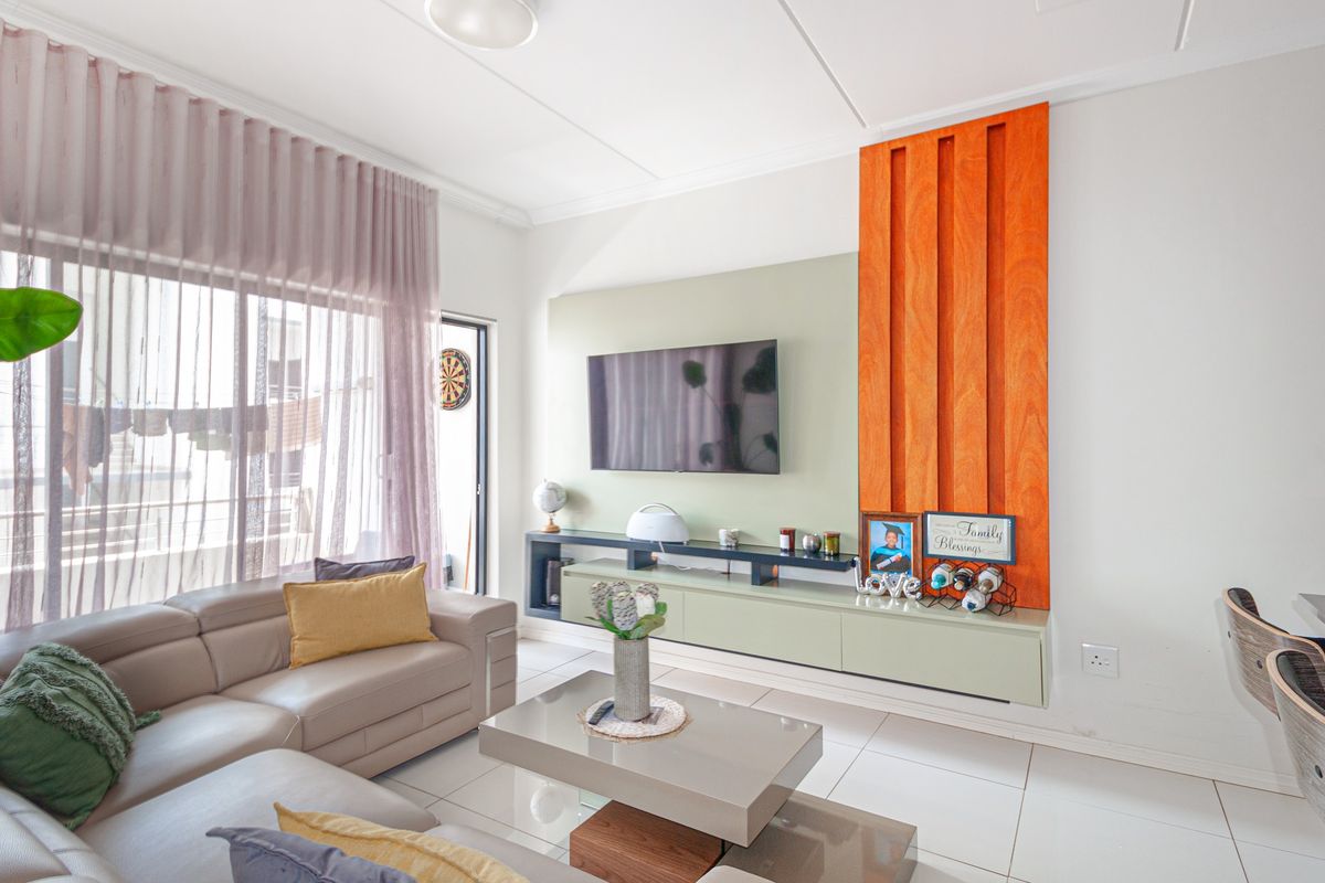 Apartment For Sale in Erand Gardens - Photo 2