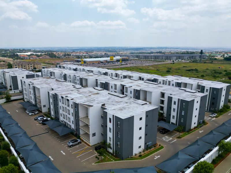 Apartment For Sale in Erand Gardens - Photo 2