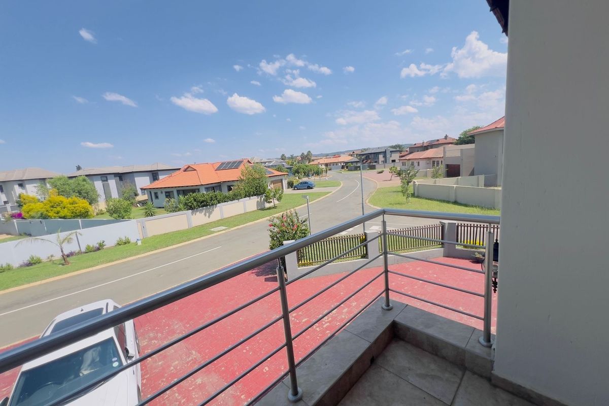 House For Sale in Savannah Country Estate - Photo 4