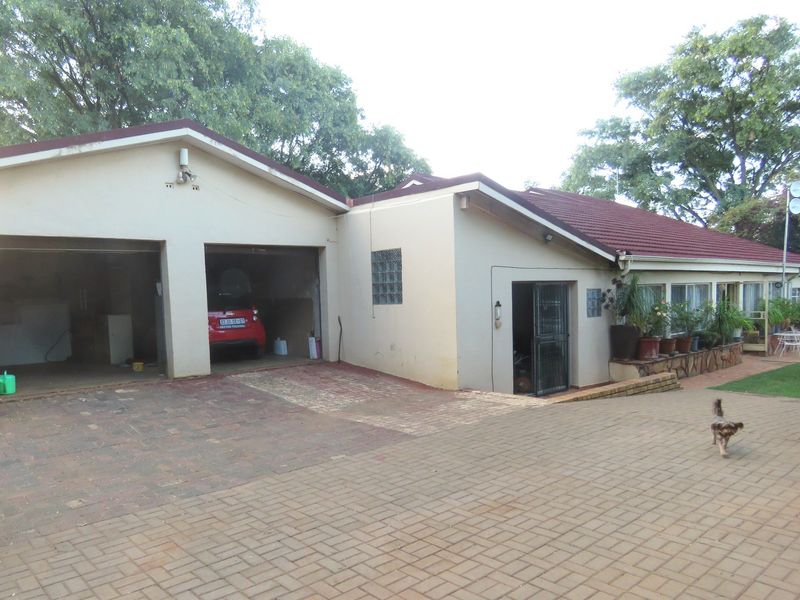 Farm For Sale in Monavoni AH - Photo 4