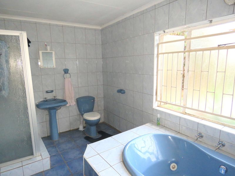 Farm For Sale in Monavoni AH - Photo 9