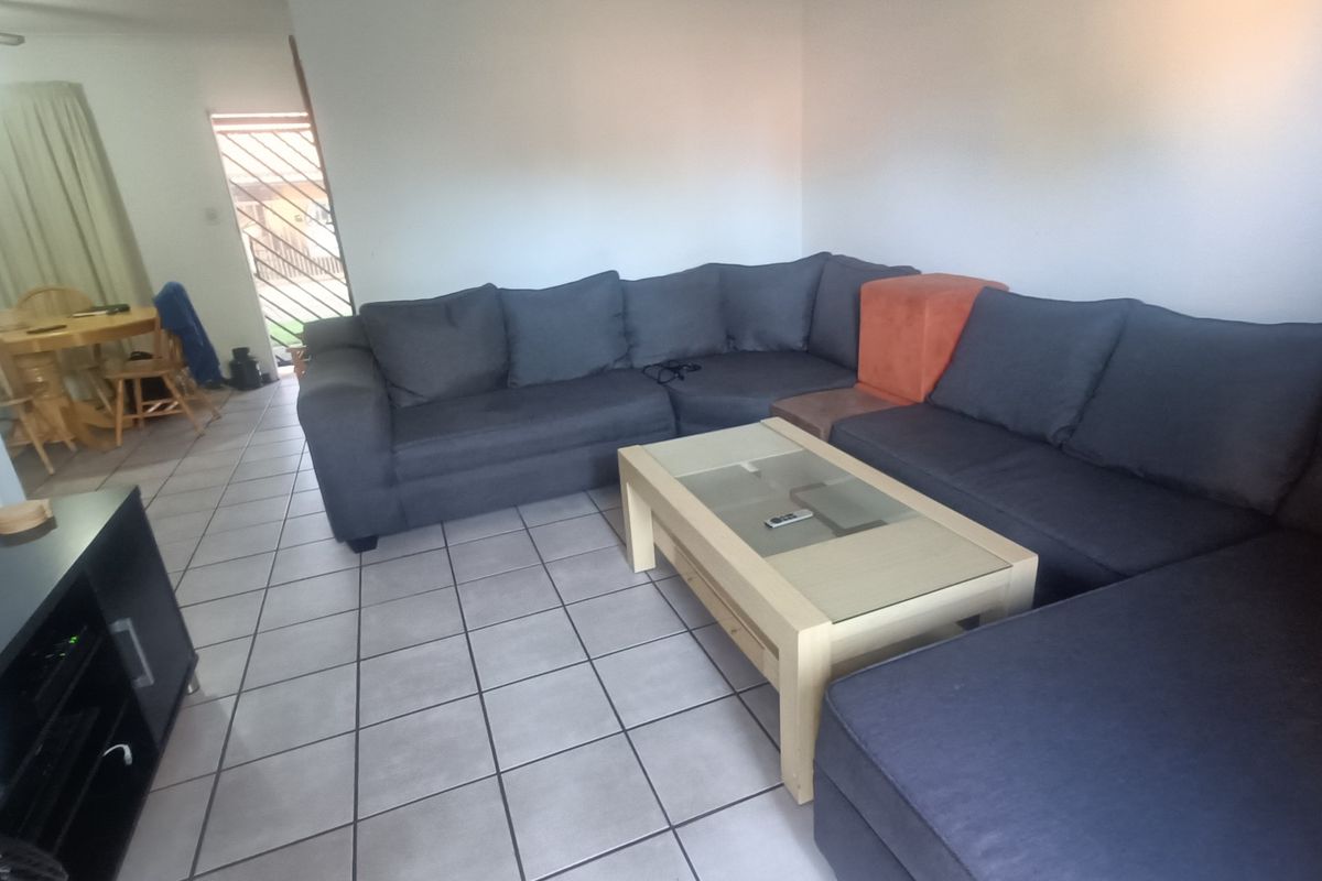 Townhouse For Sale in Celtisdal - Photo 3