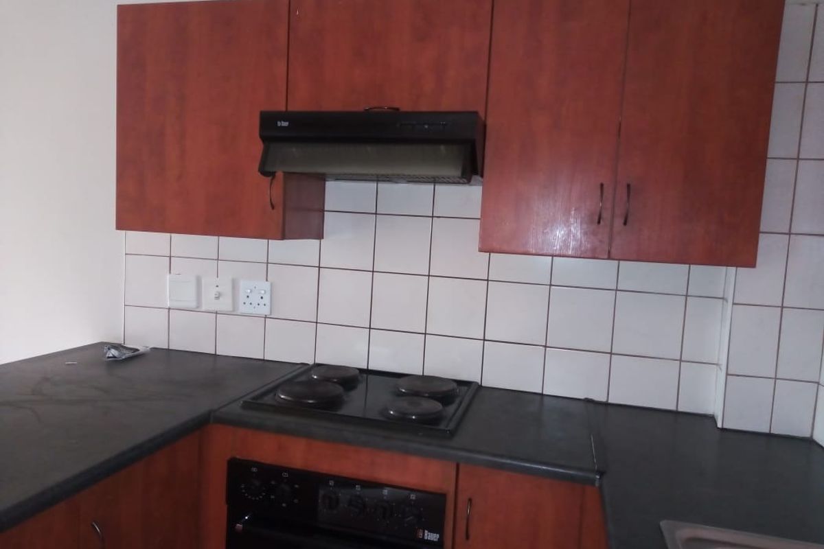 Apartment For Sale in Pretoria North - Photo 5