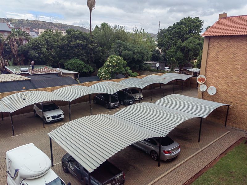 Apartment For Sale in Pretoria North - Photo 4