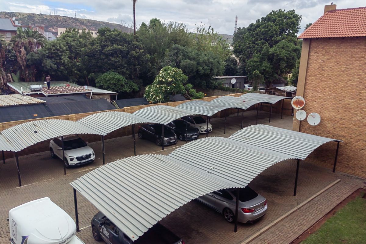 Apartment For Sale in Pretoria North - Photo 4