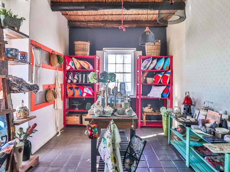 Retail For Sale in Montagu Central - Photo 6