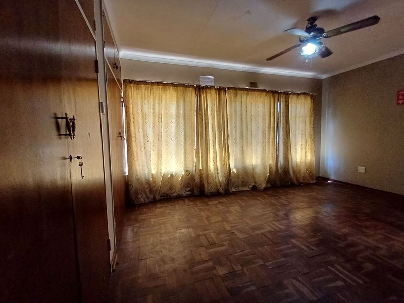 House For Sale in Orkney Central - Photo 10