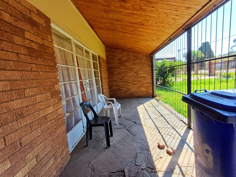 House For Sale in Orkney Central - Photo 3