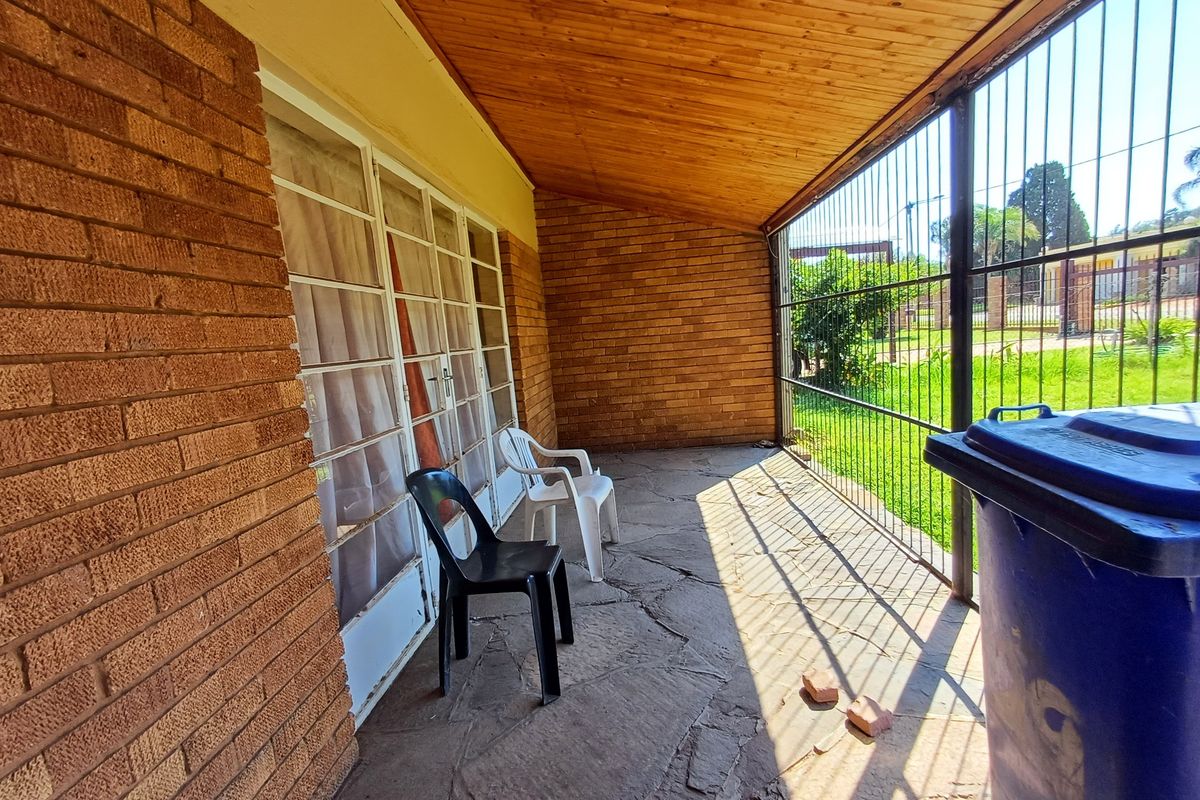 House For Sale in Orkney Central - Photo 3