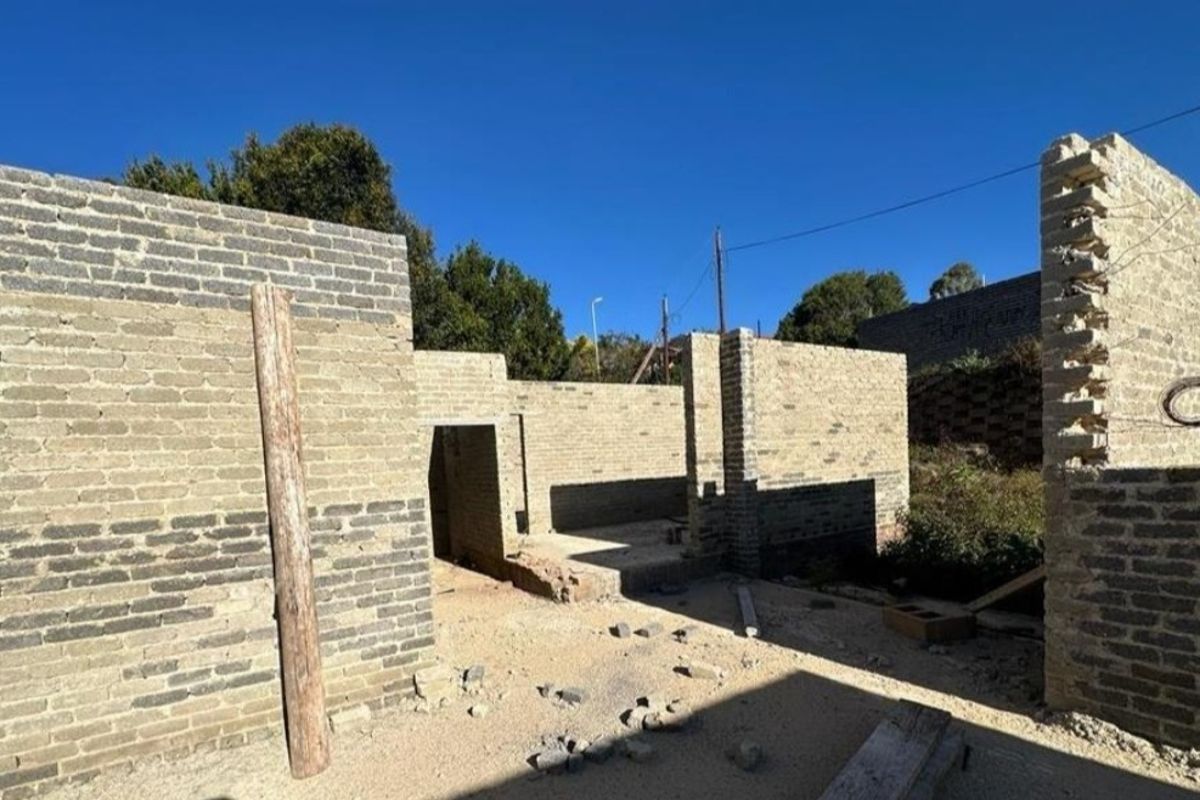 House For Sale in Rangeview - Photo 4