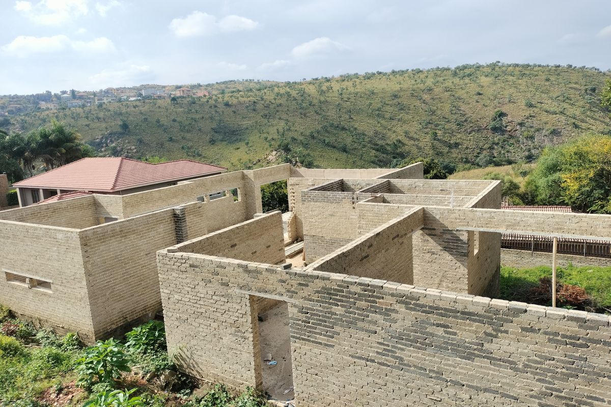 House For Sale in Rangeview - Photo 3