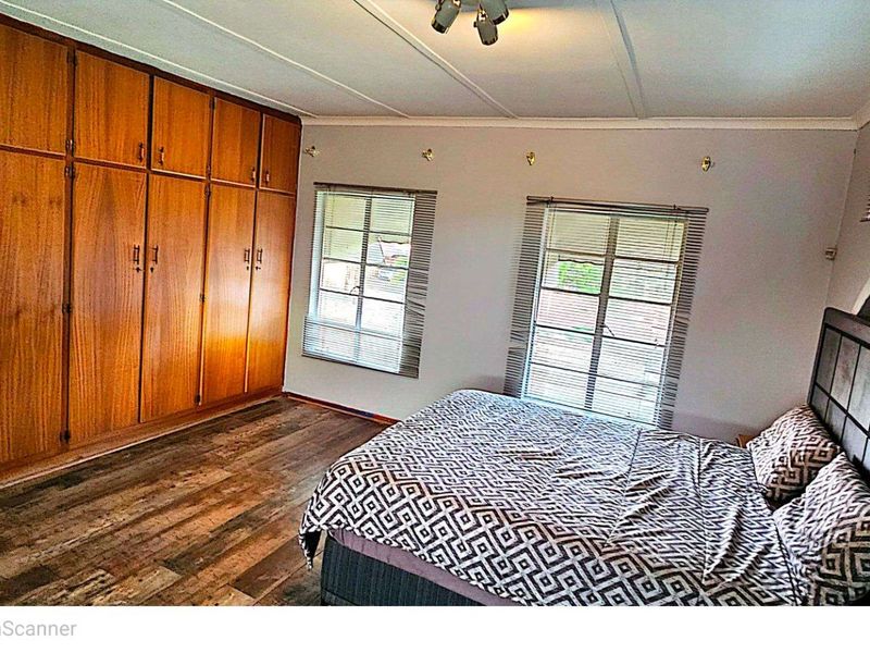 House For Sale in Rhodesdene - Photo 9