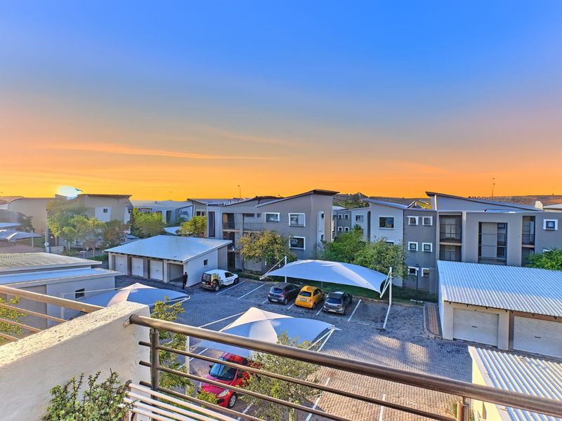 Apartment For Sale in Dainfern - Photo 9