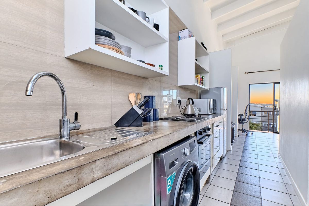 Apartment For Sale in Dainfern - Photo 5