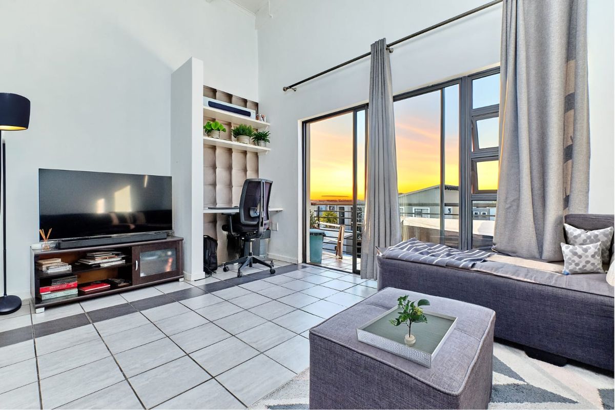 Apartment For Sale in Dainfern - Photo 2