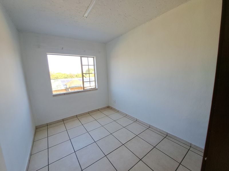 Apartment For Sale in Mountain View - Photo 5