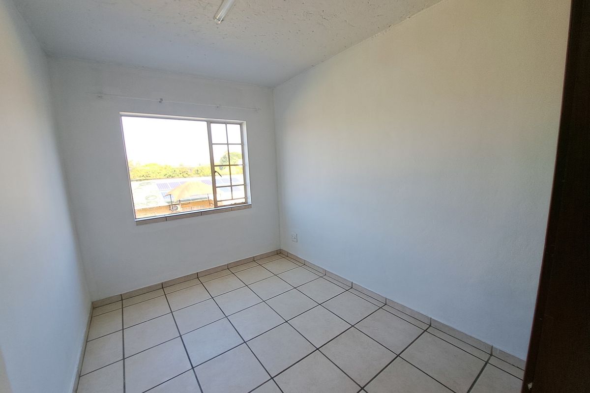 Apartment For Sale in Mountain View - Photo 5