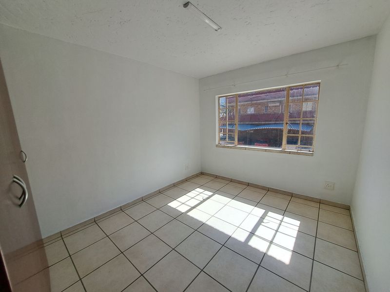 Apartment For Sale in Mountain View - Photo 8