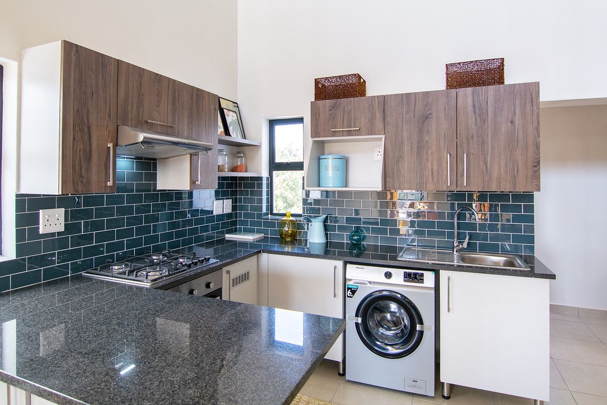 Apartment For Sale in Linbro Park - Photo 2